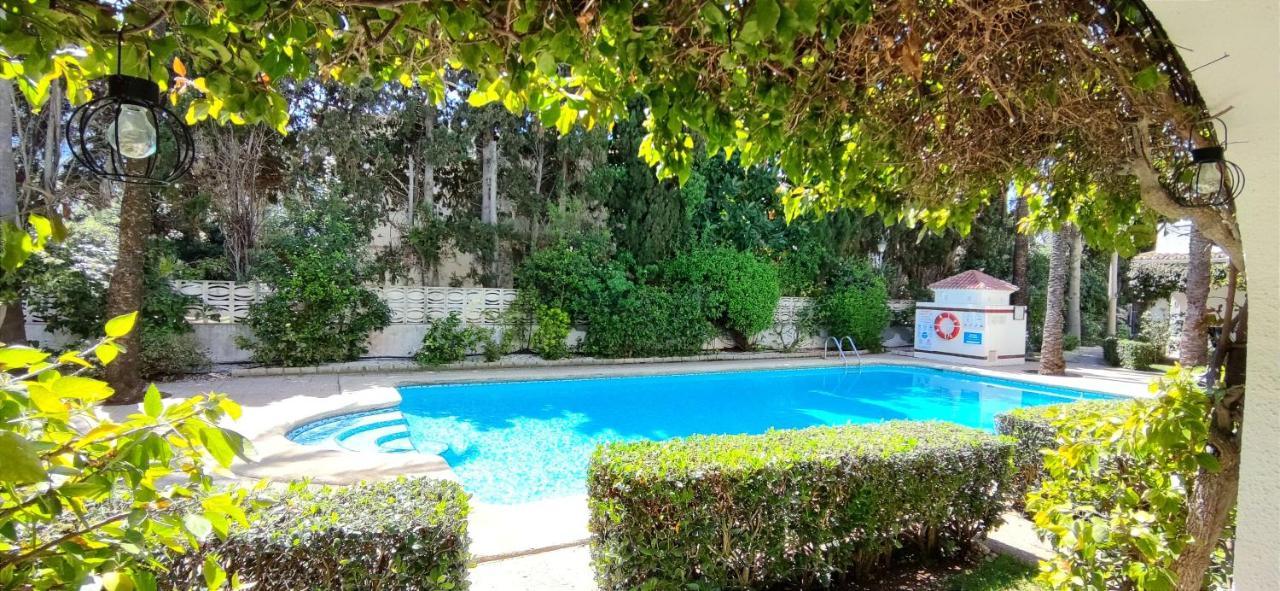 Apartamento Oasis Beach Денія Екстер'єр фото